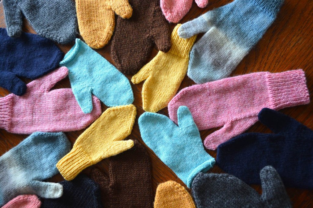 Re-introducing the Just Plain&nbsp;Mittens!